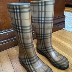 Burberry Rainboots